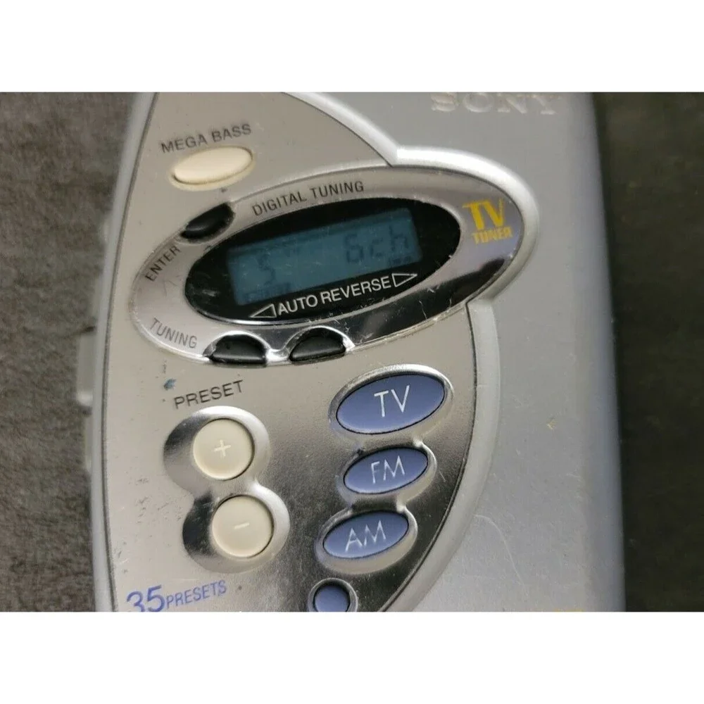 Sony Walkman WM-FX467 Cassette Player AM/FM/TV Radio Partially Works